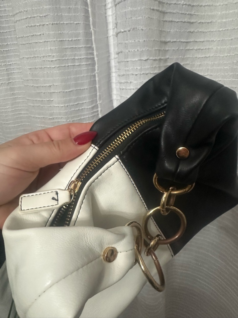 Urban outfitters Two-Tone Black and White Shoulder Bag with Gold Ring Detail - Picture 5 of 5